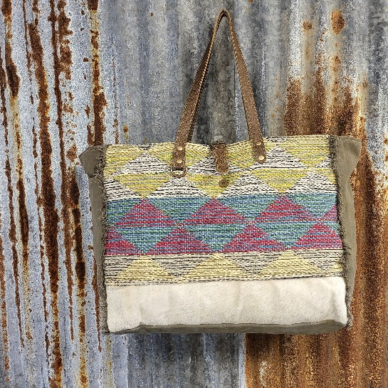 Pyramid Pattern Weekender Front