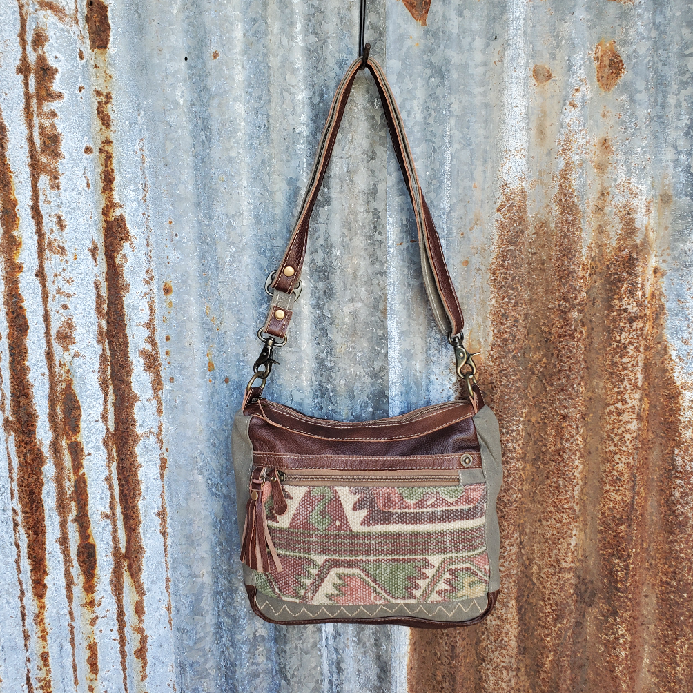 Indian Pyramid Cross Body Front